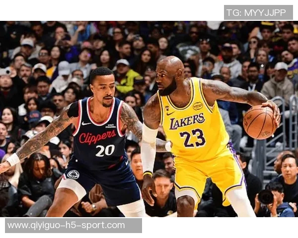 费尔斯半场表现惊艳6投5中三分球完美3中3贡献13分外加4篮板1助攻4抢断